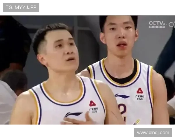 辽篮苦战落败00后新星闪耀全场廖三宁表现抢眼助力球队胜利